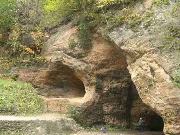 Gutman Cave
